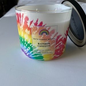 Bath & Body Works Candle Rainbow Confetti